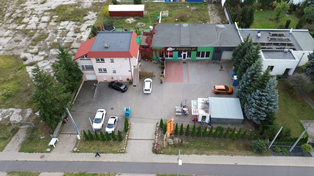 Lokal handlowo-usługowy