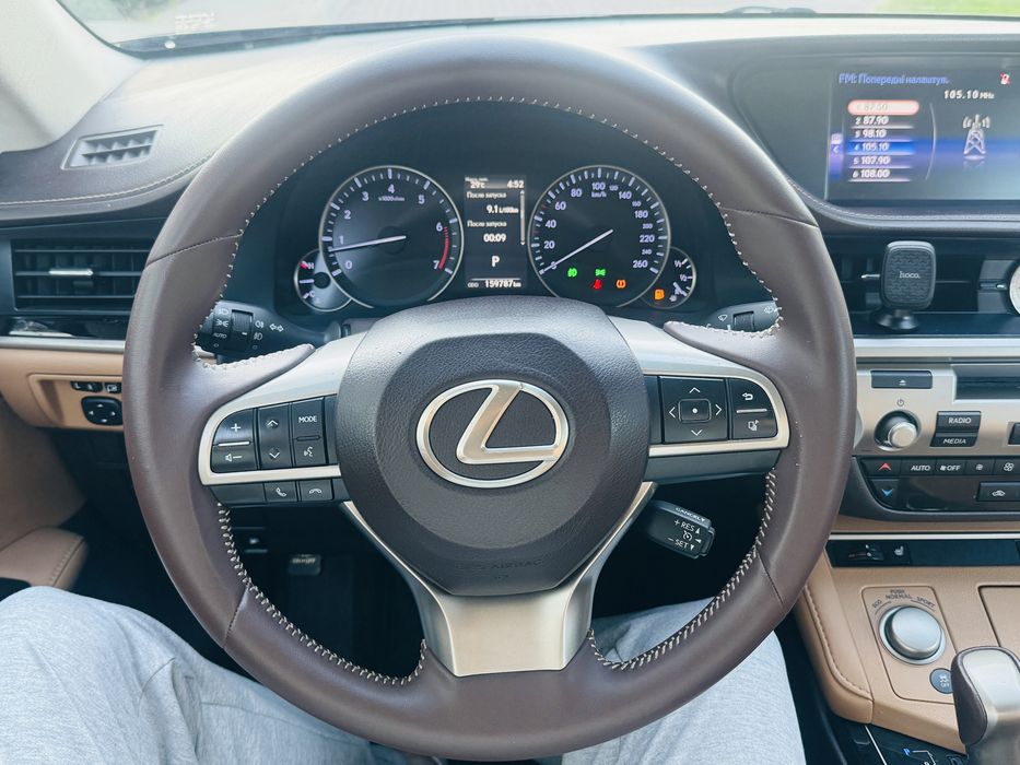 Продам Lexus ES250 2018 рік 2.5 газ/бензин АВТОМАТ після прильоту шахеда!
