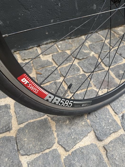 DT Swiss RR 585 / Roda Perfil / estrada / bicicleta estrada / Bike / Ciclismo