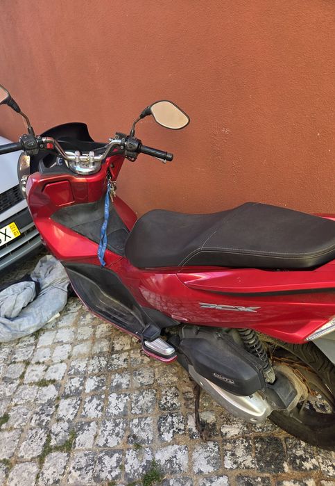 Moto PCX 125 cilindradas