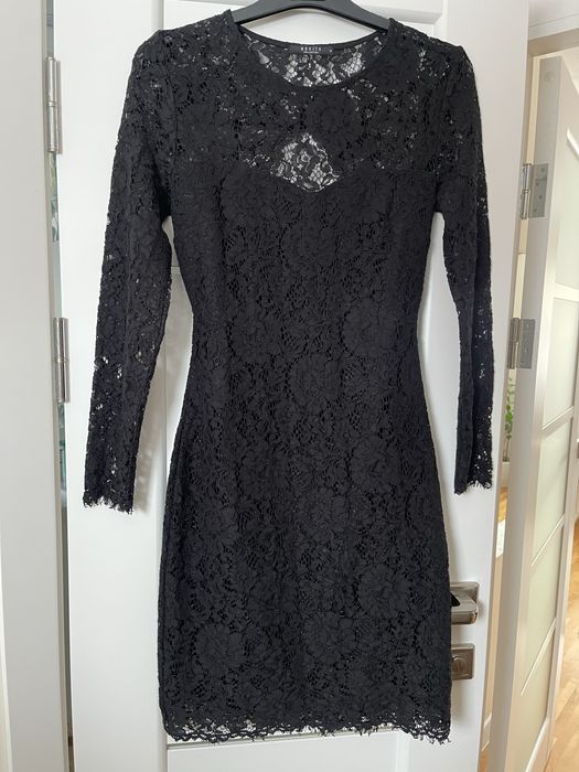 Вечірнє чорне плаття з мережева, красиве і елегантне.