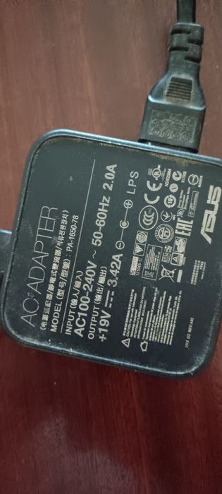 Carregador original ASUS de 65W