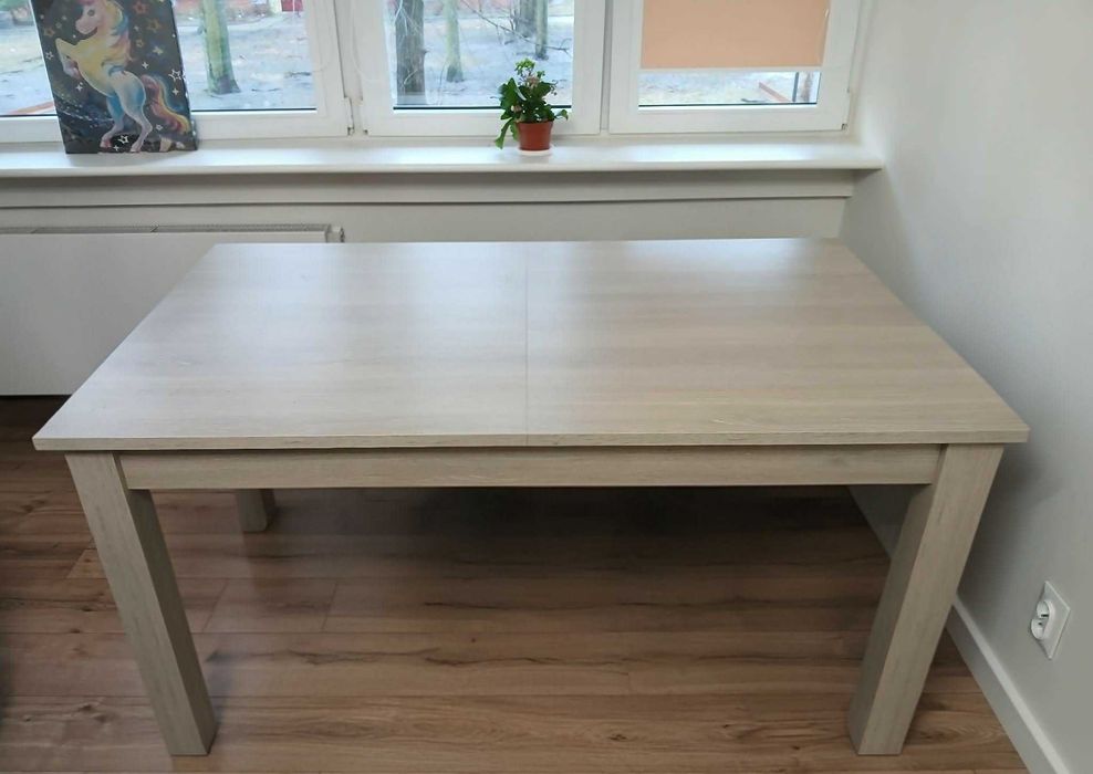 Sprzedam stół w doskonałym stanie