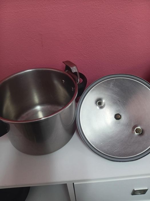 2 panelas de pressão