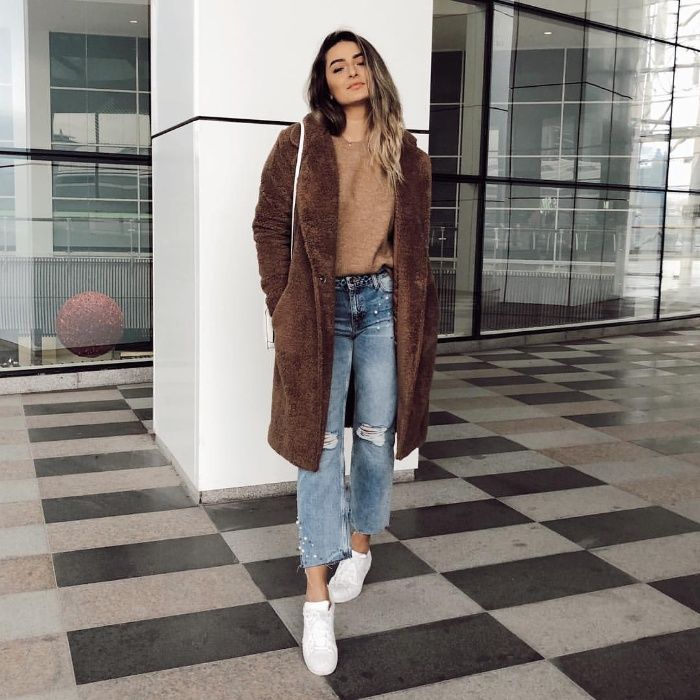 Джинсы с высокой посадкой с потертостями ZARA, новые! 32/XS