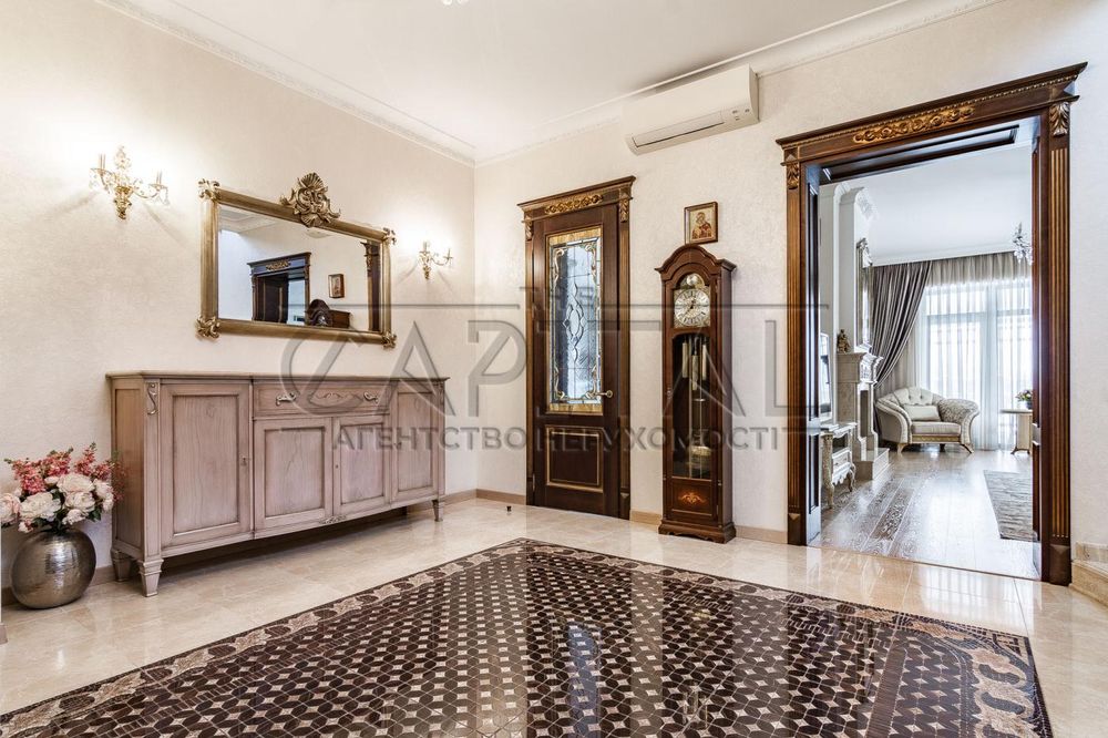 Продажа дома с бомбоубежищем, с. Хотов