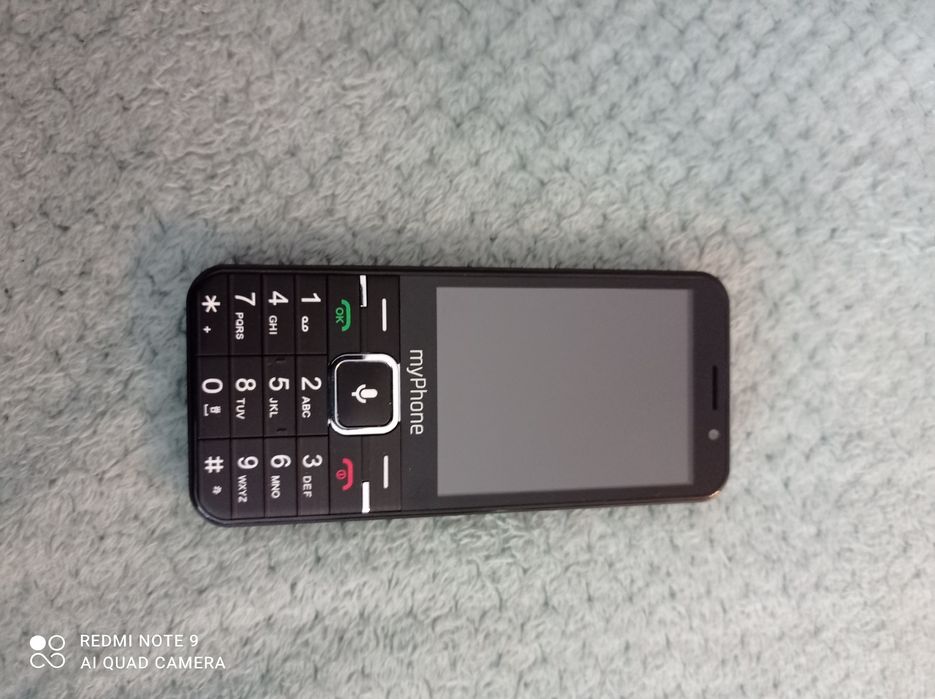 Telefon jest nowy nie używany