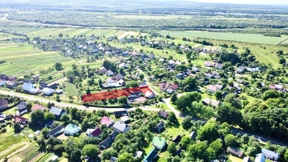 Продаж земельної ділянки в с. Семигинів з документами на житловий будинок