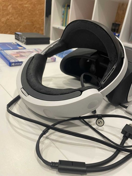 PlayStation VR + Camera + Controladores de Movimento + Jogos VR