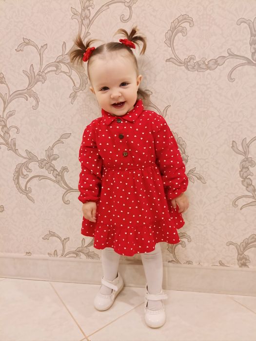 Сукні для дівчинки 74-80р