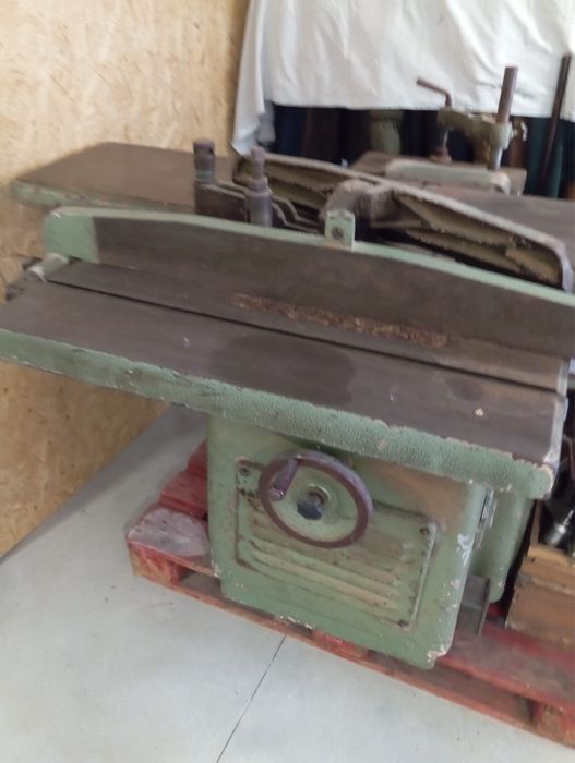 Máquina de carpintaria multifunções