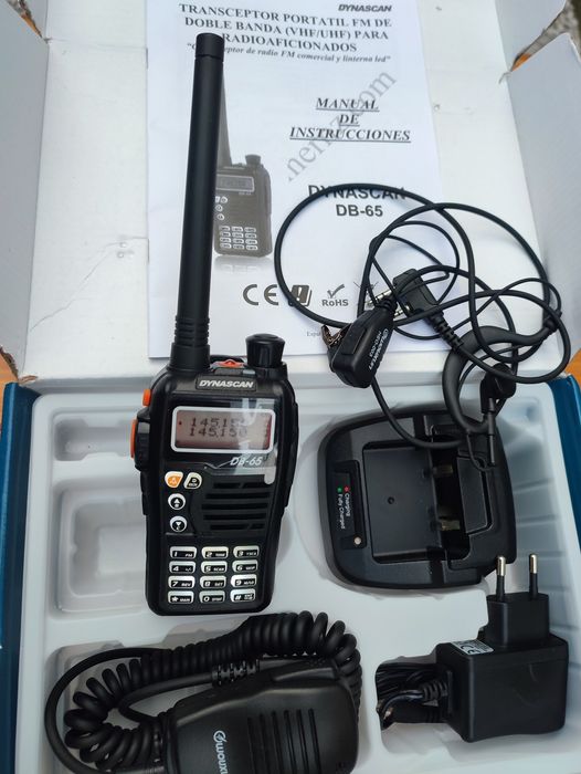 Рация DYNASCAN DB-65 двухдиапазонная (FM/фонарь)