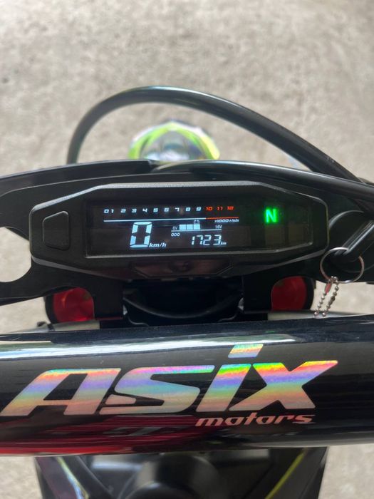 Пітбайк Asix xb140