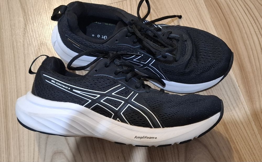 Sprzedam buty sportowe i do biegania Asics