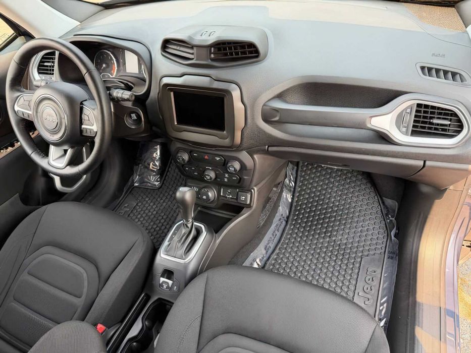 Jeep Renegade      2020