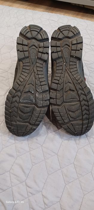 Buty męskie Haglöfs.