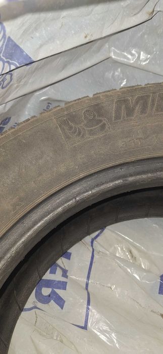 Komplet opon zimowych R15 185/65 Michelin 50 zł całość