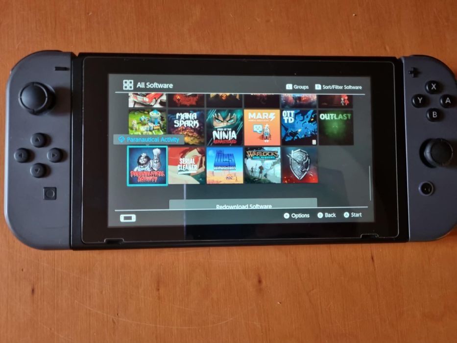 KONSOLA NINTENDO SWITCH  + OGROMNY ZESTAW GIER + AKCESORIA
