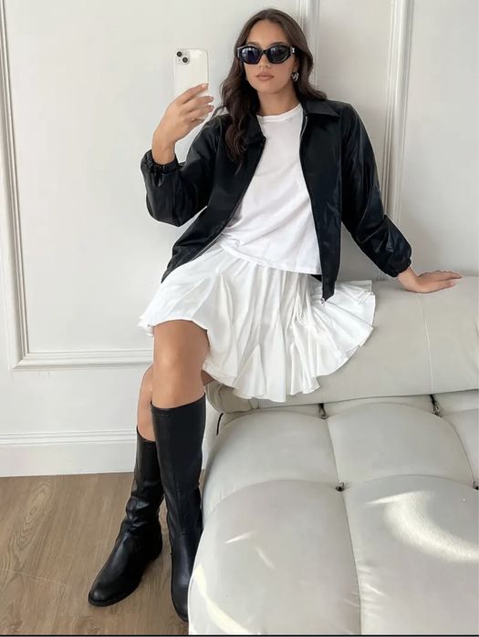 Спідниця біла весна-літо