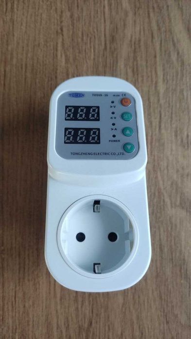 Реле напруги відсікач регульовані в розетку TAXNELE, TOMZN і ETEK НОВІ