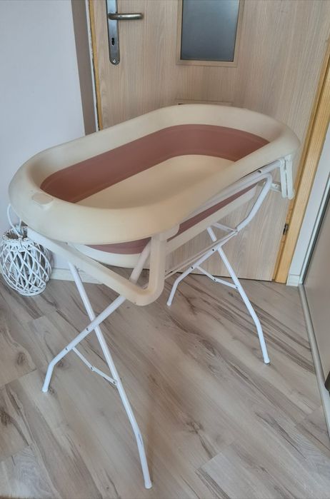 Wanienka składana ze stelażem