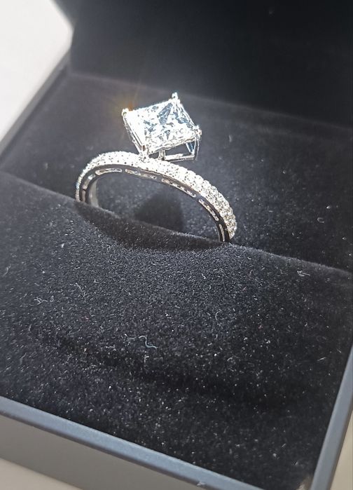 Anel Ouro Branco 14K | 2,17 Ct Diamantes | Certificado