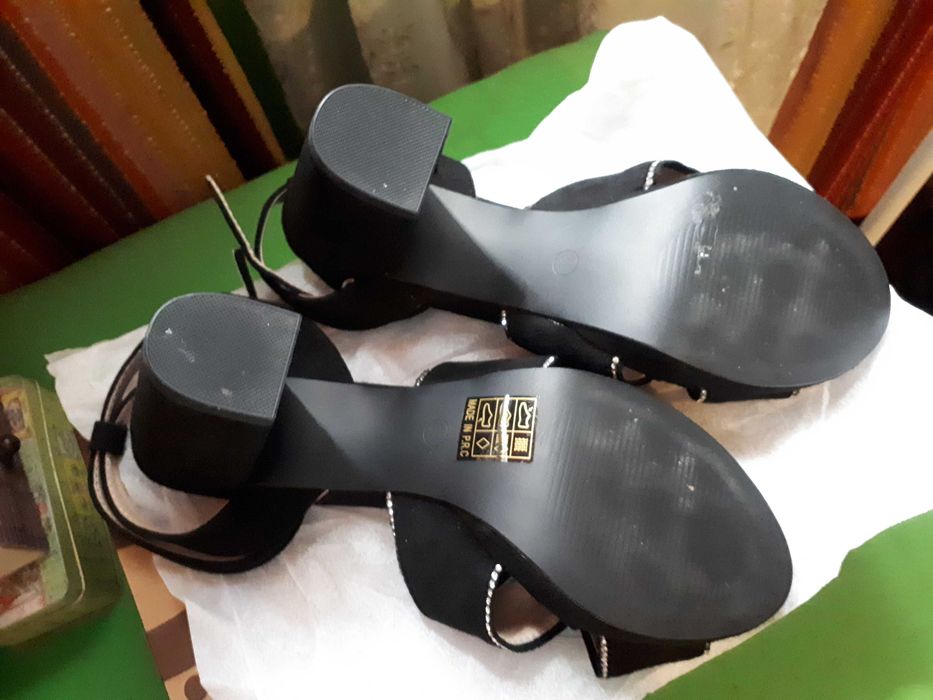 Sandalias Novas n° 39