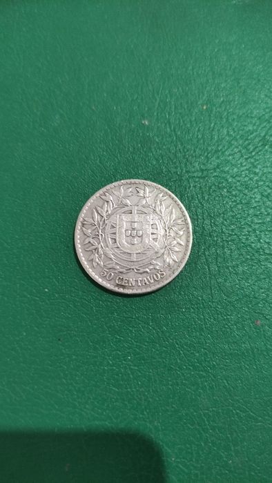 Moeda portuguesa 50 centavos ( PRATA )