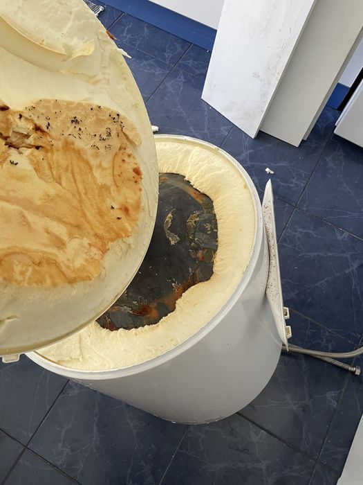 Termoacumulador supostamente danificado