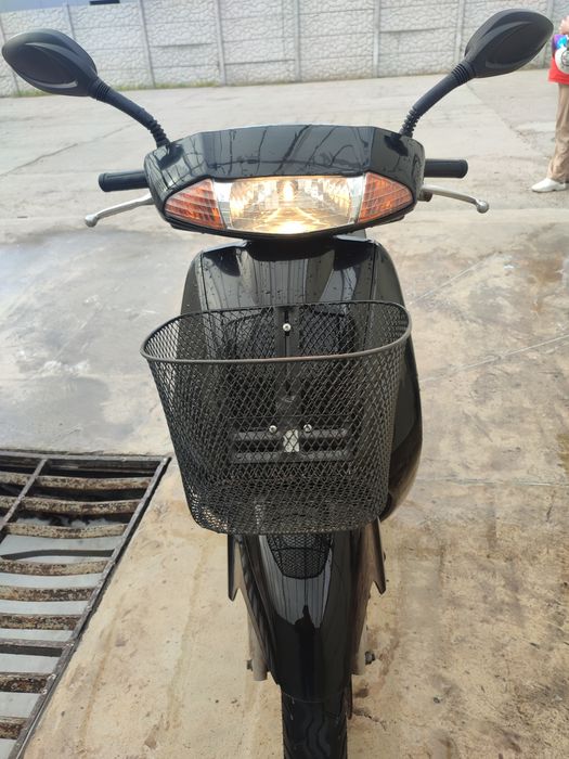 Продам скутер Honda Lead af48