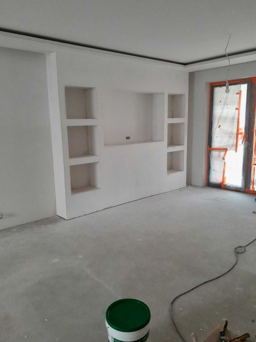 Adaptacja poddaszy,szpachlowanie,malowanie