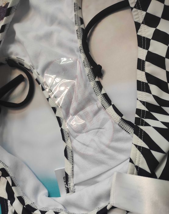 Bikini czarno-białe szachownica Rainbow