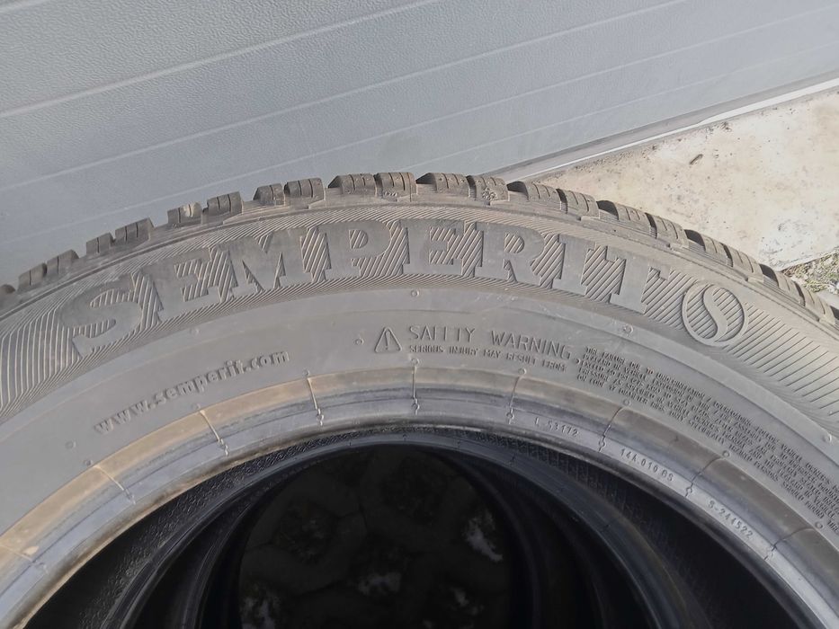 Opony zimowe komplet 4szt 215/65/17 8mm