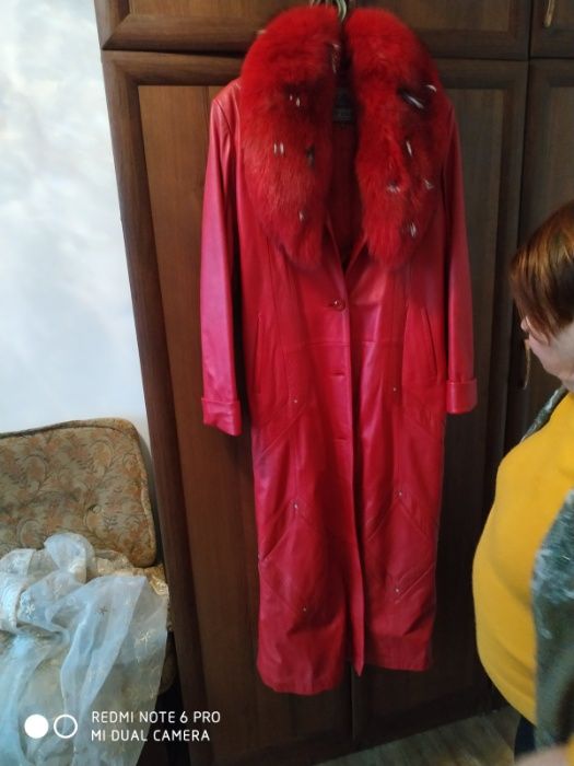 Жіночій шкіряний плащ Vavilon Leather