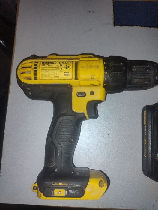 Продам недорого оригінального шуруповерта "DEWALT,"LT