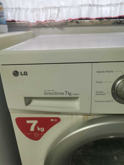 Máquina de lavar roupa LG
