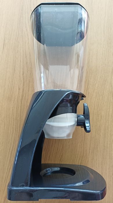 Cereal Dispenser441177269296834561