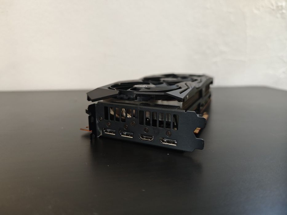 GPU ASUS ROG Strix RX 5700