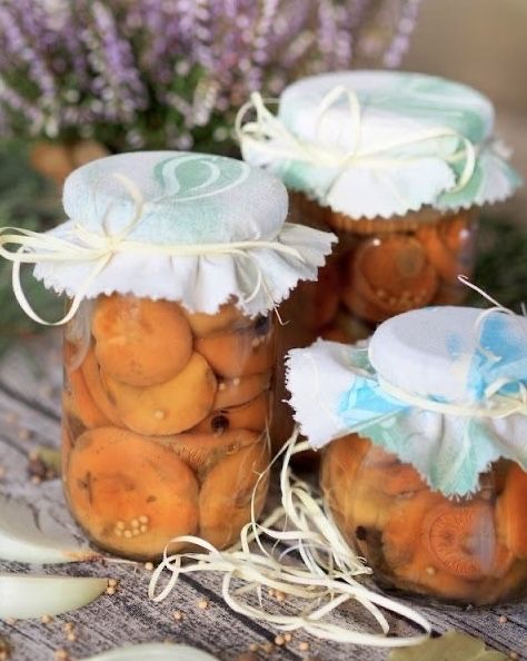 Rydze w zalewiewie słodko kwaśnej, marynowane