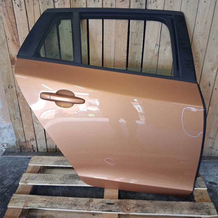 Drzwi Prawe Tylne Volvo V60 S60 2011 Kolor 704 Vibrant Copper Metallic