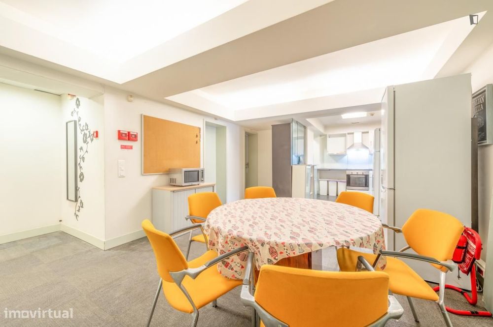Quarto - localizado em Lisbon
