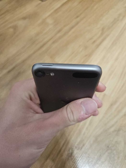 iPod touch 5 generacji 16GB | stan bardzo dobry | sprawny