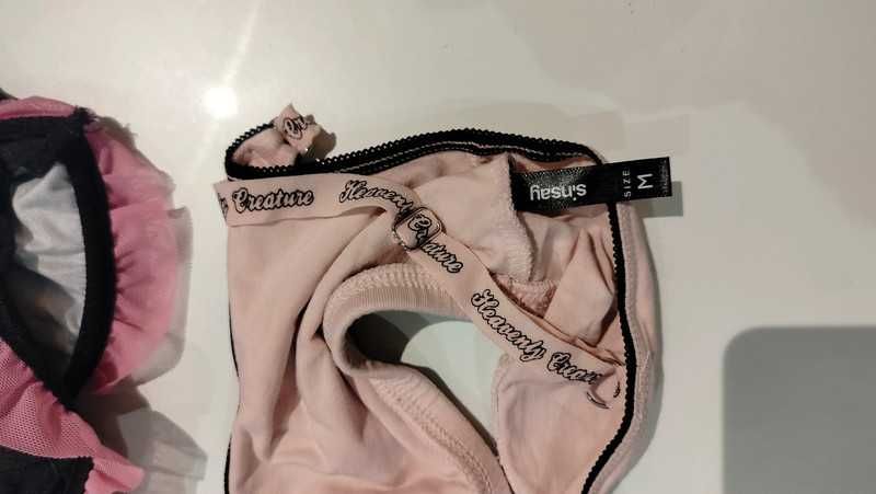 ZestaW 4 biustonosz miękki sportowy croptop komplet anime dziewczynki