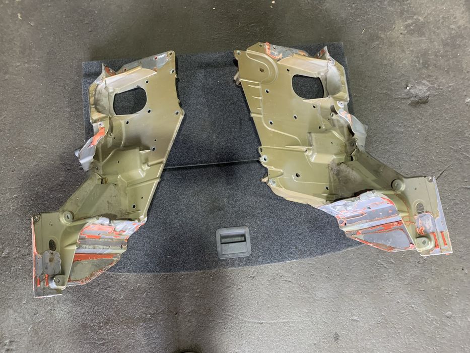 Подовжувач лонджерона Tesla Model S Plaid