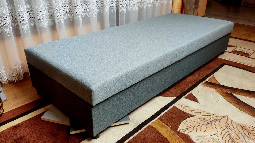 Tapczan jednoosobowy sofa do spania z pojemnikiem na pościel