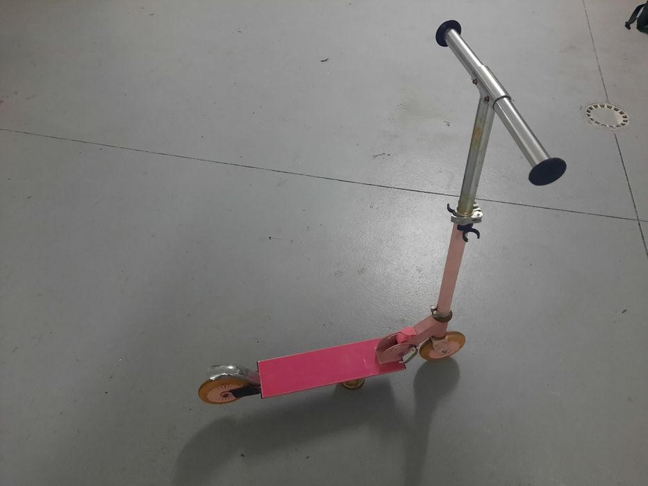 Trotinete de menina em aluminio
