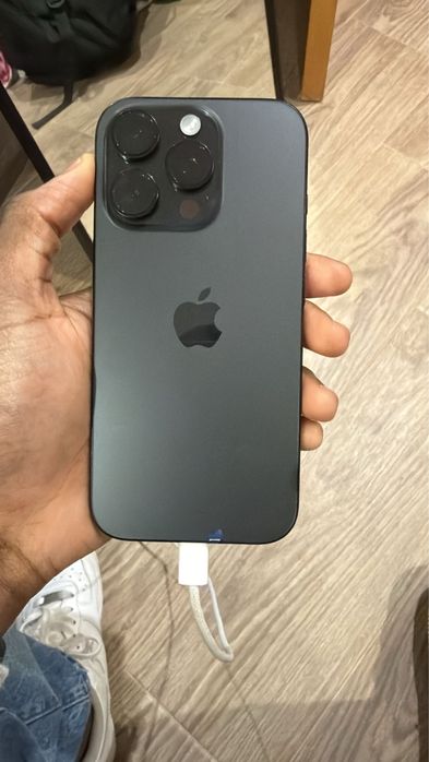 iPhone 16 pro 128 GB preto