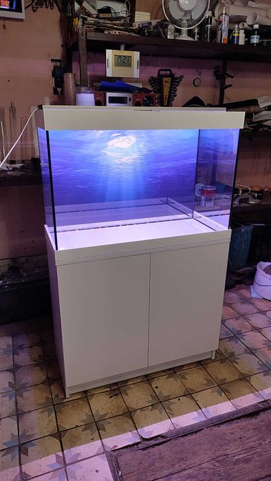 Аквариум Белый 175 литров новый