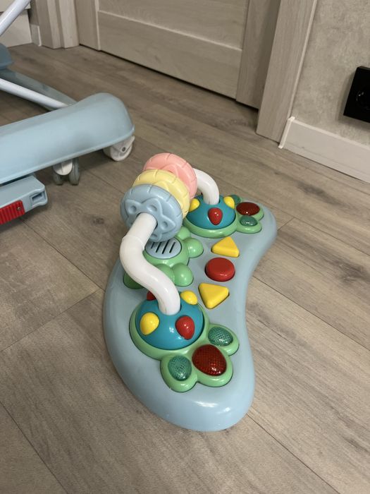 Продаю ходунки carrello