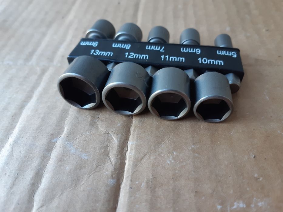 Набір торцевих головок для  роботи нові